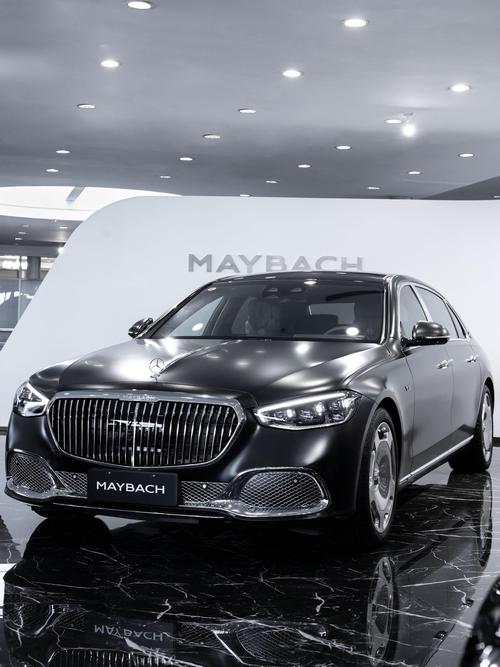 重庆274岚图汽车的售后服务让用户无忧出行，迈巴赫未来的豪华车趋势